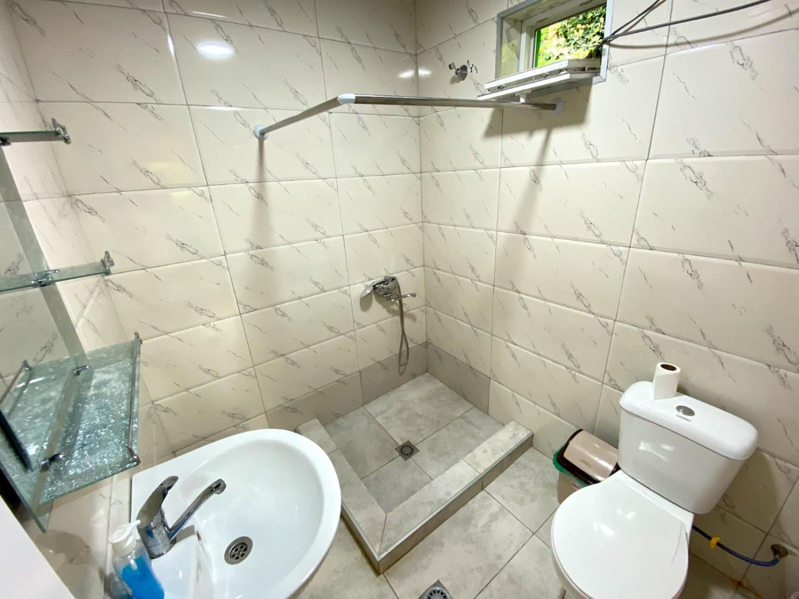 Green House Кутаиси Екстериор снимка
